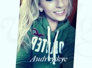 Audrey_skye