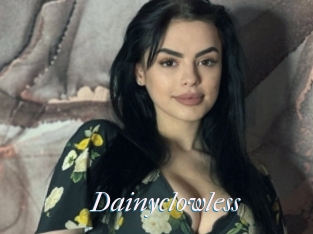 Dainyclowless