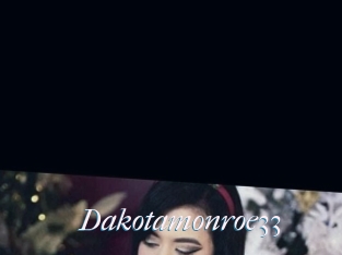 Dakotamonroe33