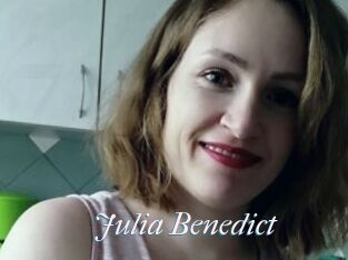 Julia_Benedict