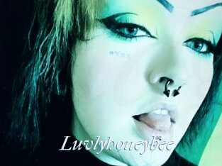 Luvlyhoneybee