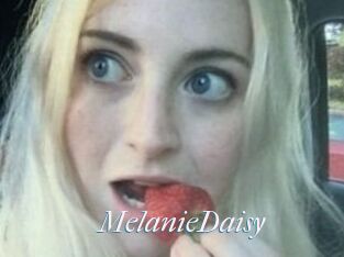 Melanie_Daisy