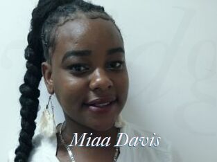 Miaa_Davis