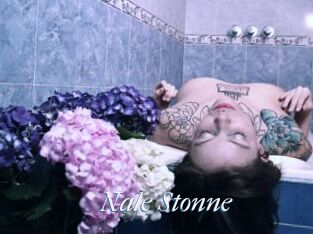 Nale_Stonne
