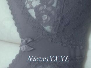 NievesXXXL