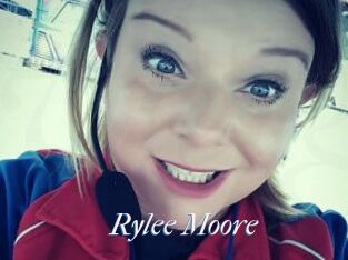 Rylee_Moore