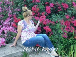 WhiteLadyy